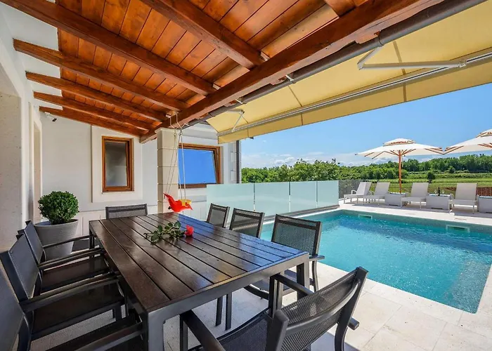 Gloria Holiday home Brtonigla